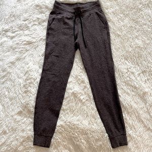 Lululemon Ready to Rulu Pant, Black/Purple, Size 4